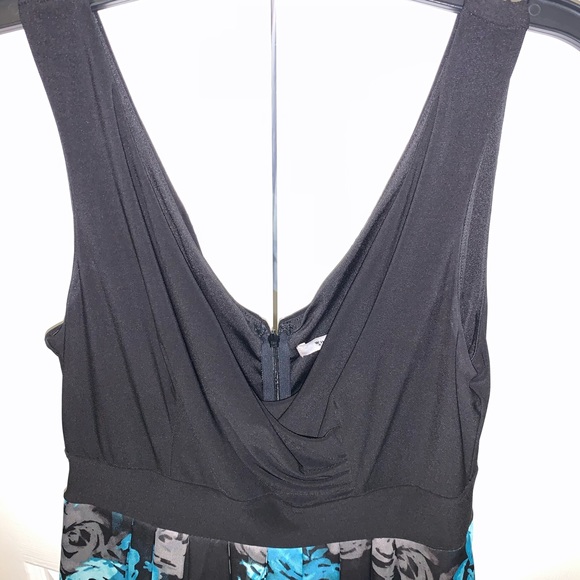 White House black market cocktail dress - Picture 2 of 3